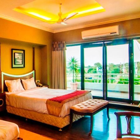 Jalsa Resort อินดอร์ ภายนอก รูปภาพ